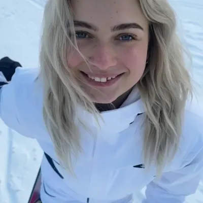 Ксения, 23