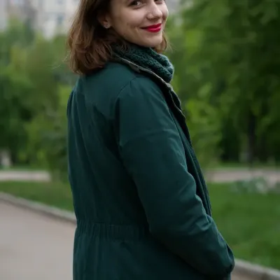 Алиса, 28