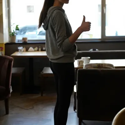 Ия, 23